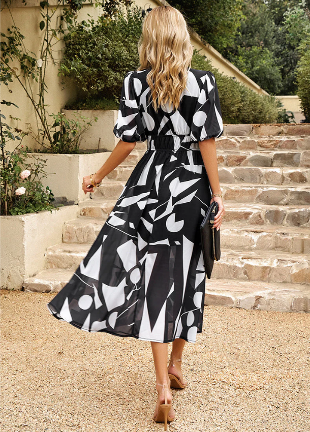 ELINA - Flattering Floral Midi Dress