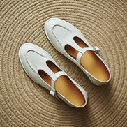 LAURA | LOW-HEELED CLASSIC PUMPS