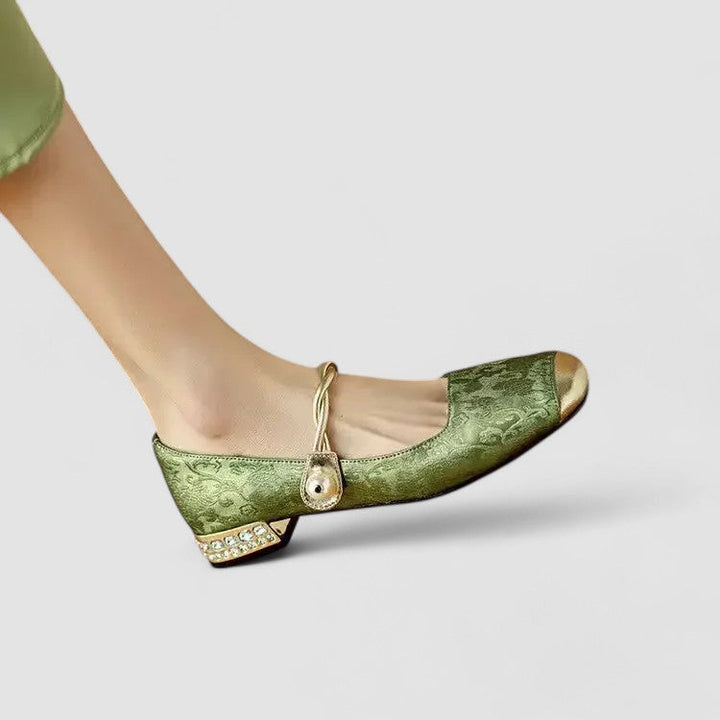 CLAIRA - Modern Classic Shoes