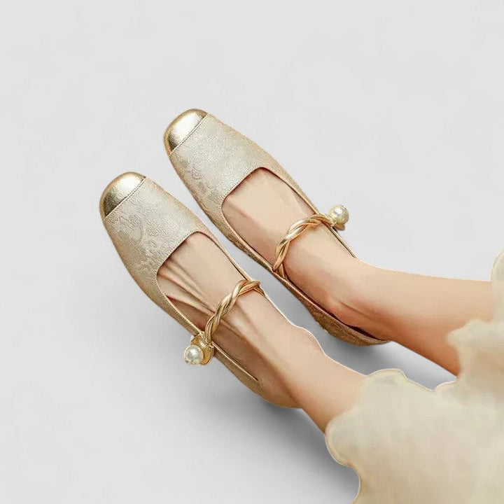CLAIRA - Modern Classic Shoes